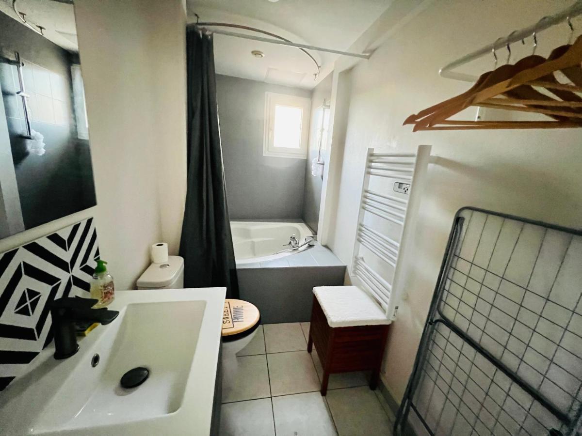 Ferienwohnung La Plume Wifi Parking Un-Sejour-A-Part Clouange Exterior foto